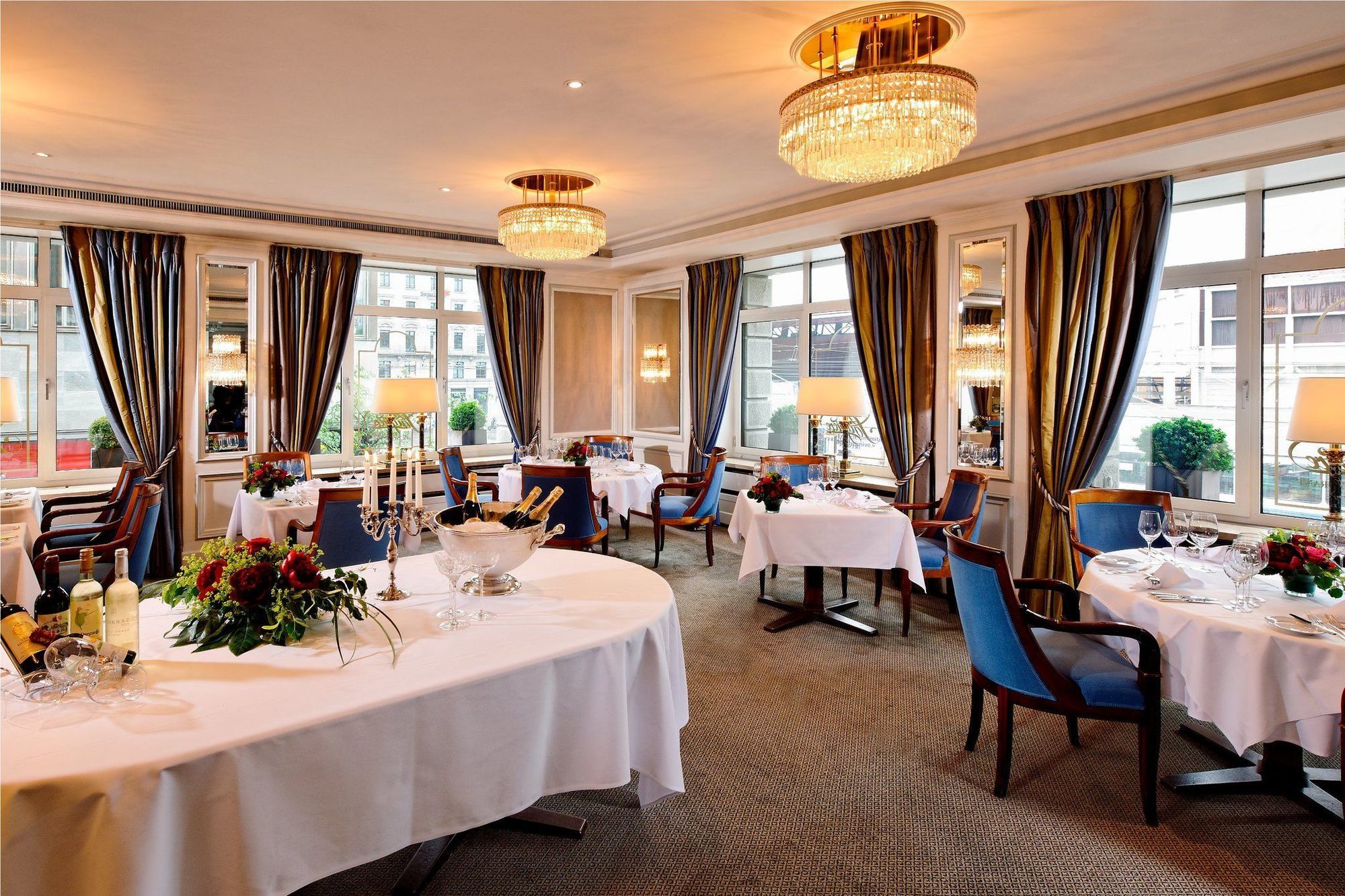 Hotel Schweizerhof Zurich Restoran gambar